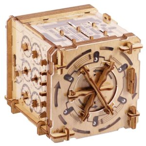 Puzzle box - Cluebox: Cambridge Labyrinth