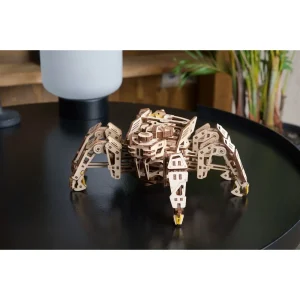 Alternative view of UGears Heksapod